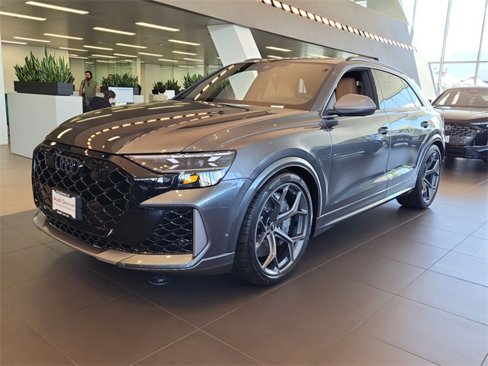 New 2025 Audi RS Q8 performance image 1