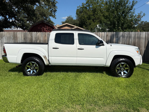 Used 2012 Toyota Tacoma 4x4 Double Cab image 10