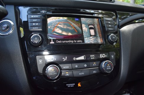 Used 2019 Nissan Rogue Sport SL image 17