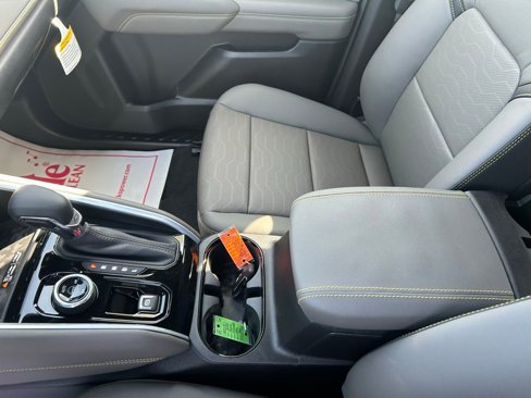 New 2026 Chevrolet Colorado ZR2 w/ Technology Package image 16