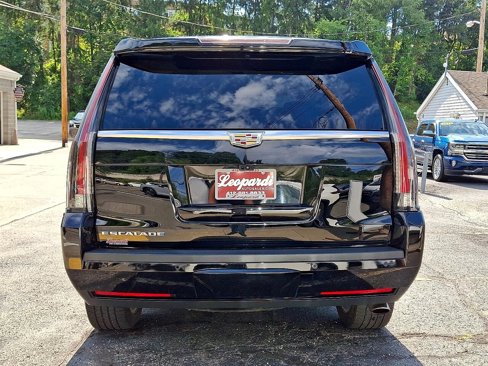Used 2018 Cadillac Escalade Luxury image 5