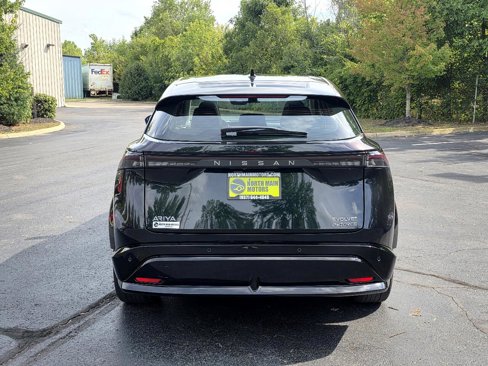 Used 2024 Nissan Ariya AWD image 6