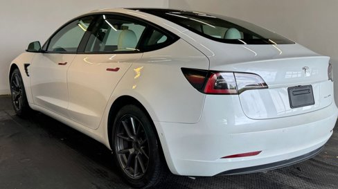 Used 2021 Tesla Model 3 Long Range image 7