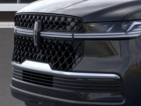 New 2025 Lincoln Navigator L Reserve w/ Jet Appearance Package image 17