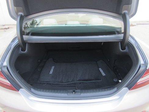 Used 2025 Genesis G70 2.5T image 25