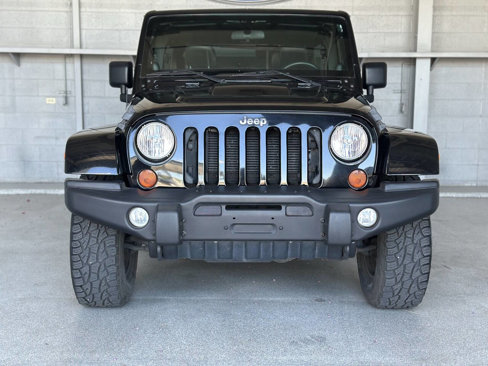Used 2012 Jeep Wrangler Unlimited Rubicon image 4