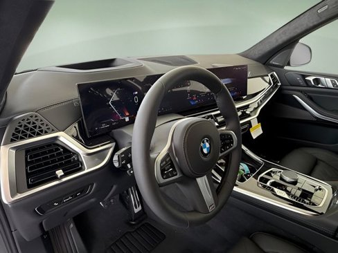Used 2026 BMW X7 xDrive40i w/ M Sport Package image 20