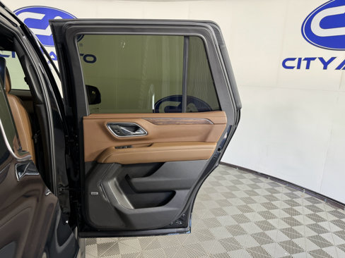 Used 2024 Chevrolet Tahoe High Country w/ Advanced Technology Package image 18