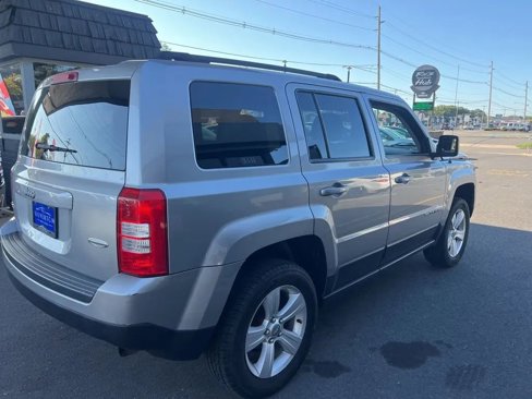 Used 2017 Jeep Patriot Latitude image 26