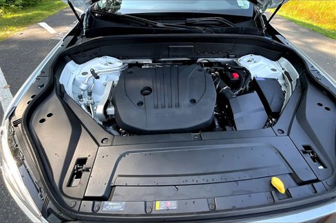 Certified 2025 Volvo XC90 B5 Plus w/ Protection Package Premier image 30