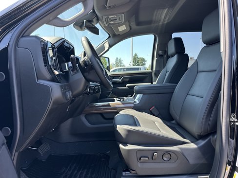 New 2025 Chevrolet Silverado 3500 LT w/ Trail Boss Package image 10