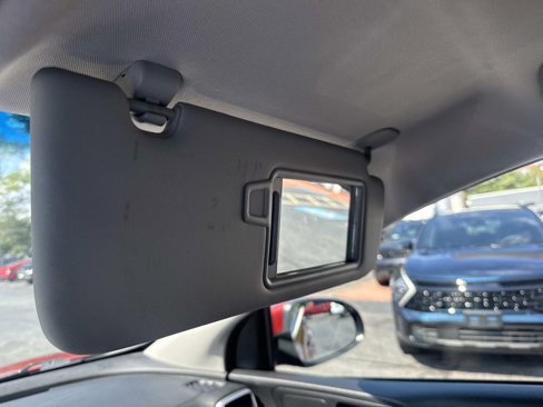 Used 2022 Kia Sportage LX image 25