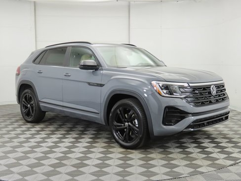 New 2026 Volkswagen Atlas Cross Sport SEL R-Line image 3