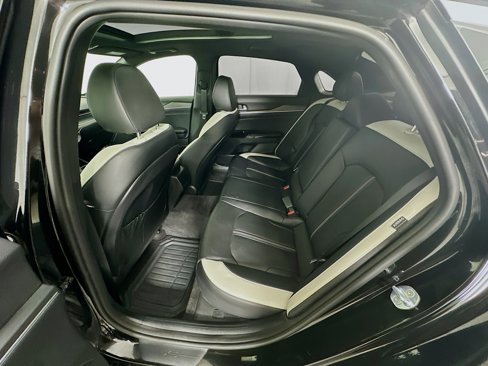 Used 2025 Kia K5 GT-Line w/ GT-Line Premium Package image 29