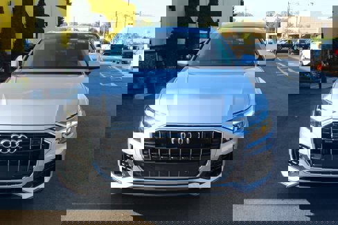 Used 2022 Audi Q8 Premium Plus image 21