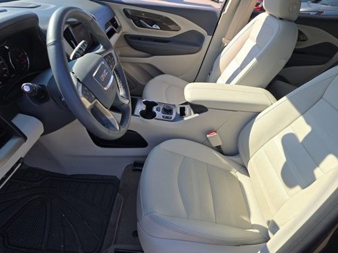 Certified 2024 GMC Terrain Denali w/ Denali Premium Package image 9