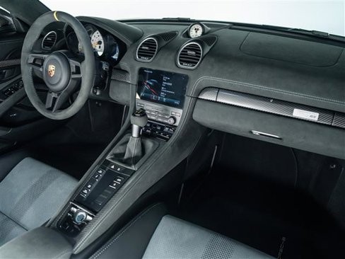 Certified 2025 Porsche 718 Cayman GT4 RS image 28