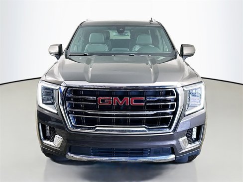 Used 2021 GMC Yukon SLT image 2