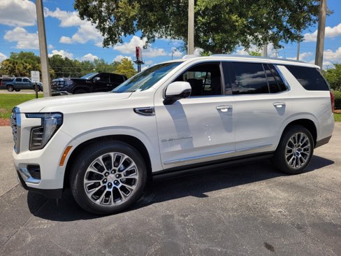 New 2025 GMC Yukon Denali w/ Denali Reserve Package image 2