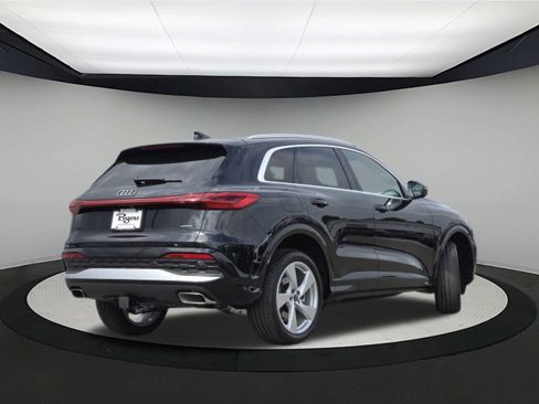 New 2025 Audi Q5 Premium Plus image 7