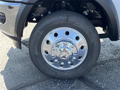 New 2026 RAM 5500 Tradesman image 9
