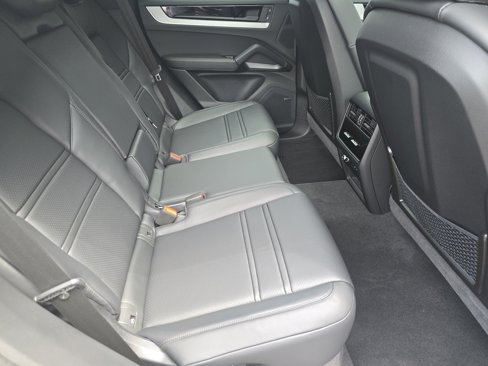 New 2025 Porsche Cayenne E-Hybrid image 25