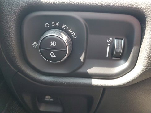 Used 2023 RAM 1500 Big Horn image 22