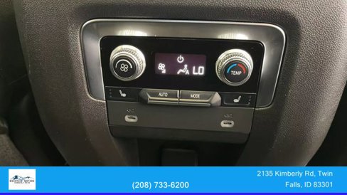 Used 2023 GMC Yukon XL Denali image 47