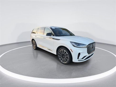 New 2025 Lincoln Aviator Black Label image 2