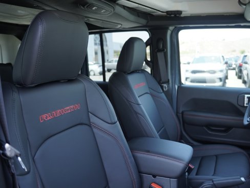 New 2025 Jeep Wrangler Unlimited Rubicon image 29
