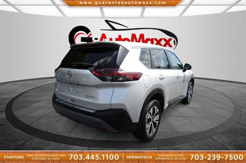 Used 2022 Nissan Rogue SV image 5
