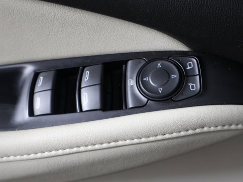 Used 2023 Buick Enclave Essence image 38