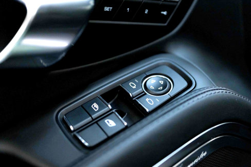 Used 2019 Porsche 911 Turbo S image 49