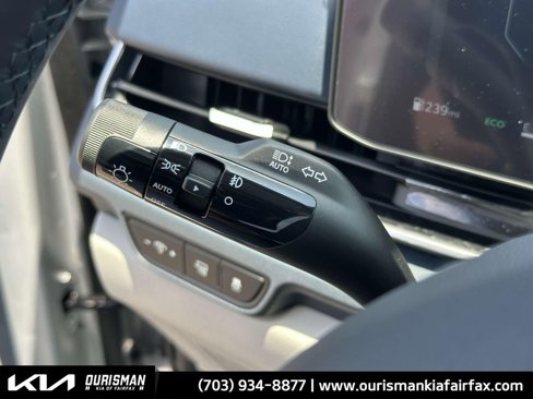 New 2026 Kia Carnival SX image 3