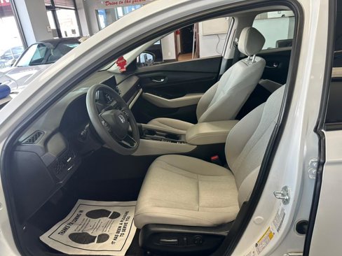 Used 2023 Honda Accord EX image 18