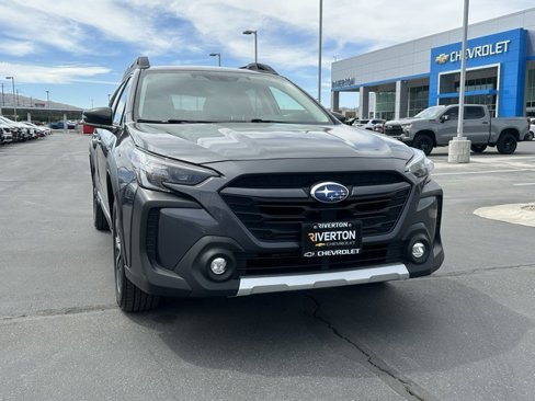 Used 2024 Subaru Outback Limited image 2