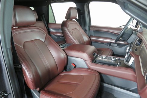 Used 2024 Ford Expedition Limited image 36
