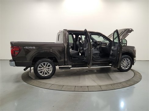 Used 2024 Ford F150 Lariat w/ Equipment Group 502A High image 16