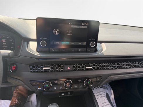 Used 2024 Honda Accord EX image 21