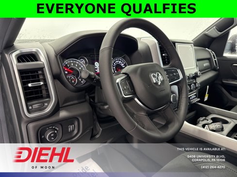 New 2026 RAM 1500 4x4 Crew Cab image 19