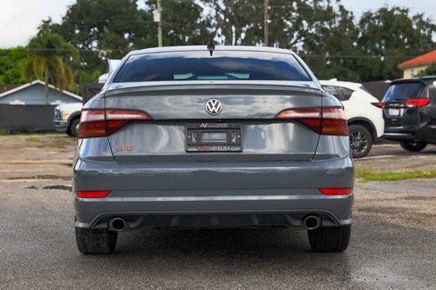 Used 2019 Volkswagen Jetta GLI Autobahn image 9