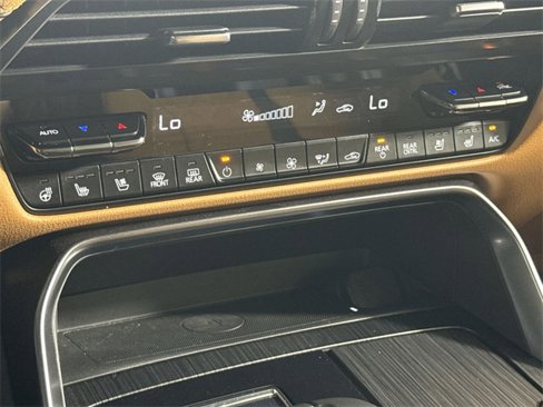 Certified 2025 MAZDA CX-70 3.3 Turbo S w/ Premium Plus image 23