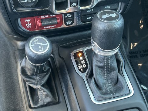 Used 2024 Jeep Wrangler Unlimited Rubicon w/ Safety Group image 20