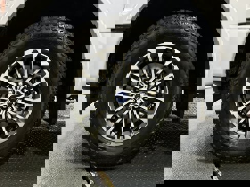 Used 2020 Ford F150 Lariat image 34