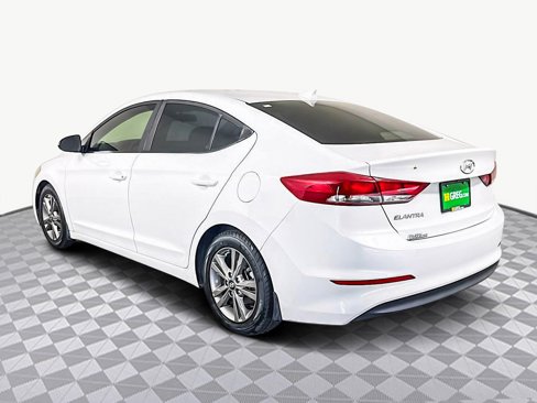Used 2018 Hyundai Elantra SEL image 6