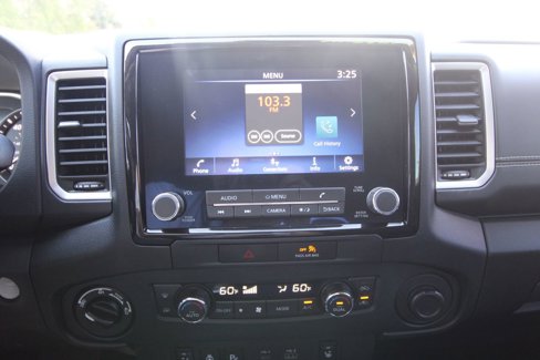Used 2022 Nissan Frontier SV image 15
