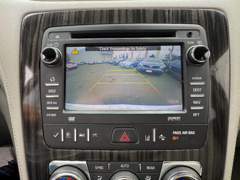 Used 2014 Chevrolet Traverse LTZ image 30
