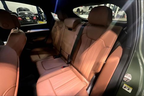 Certified 2025 Audi Q5 2.0T Premium Plus w/ Premium Plus Package image 25