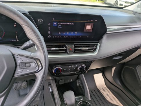 Used 2025 Chevrolet TrailBlazer LT image 23