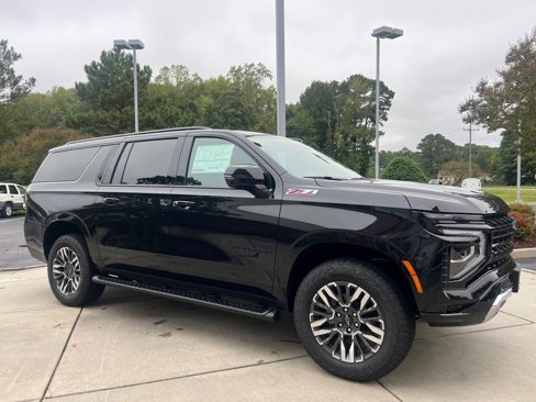 New 2025 Chevrolet Suburban Z71 w/ Comfort Package image 17